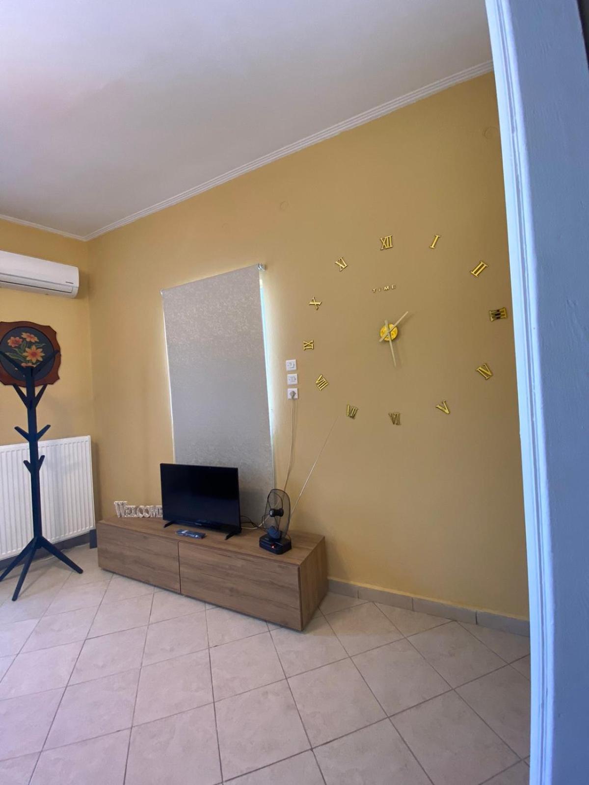 Marina'S House Villa Саламис Екстериор снимка